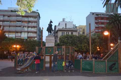 Il sogno di una nuova piazza Umberto: Aperta, multietnica, ma libera